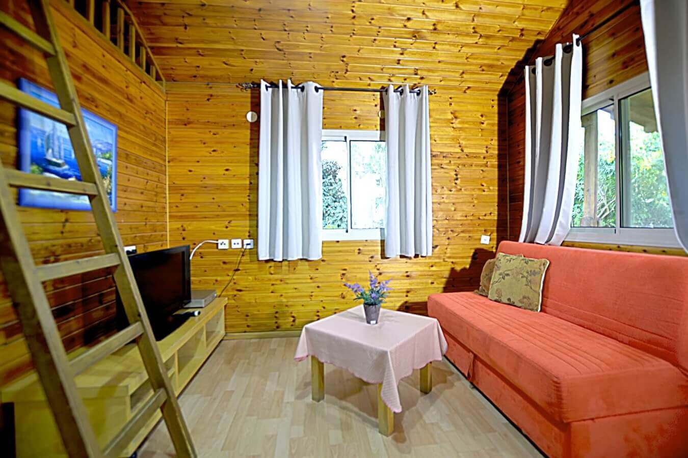 תמונה של בקתה משפחתית קטנה - 2 תמונה של בקתה משפחתית קטנה - 2