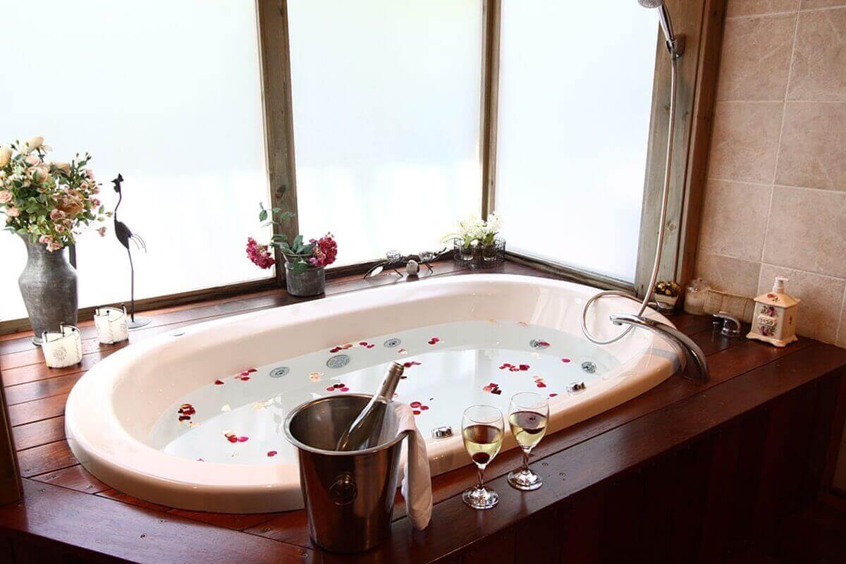 תמונה של סוויטות עינב - 5