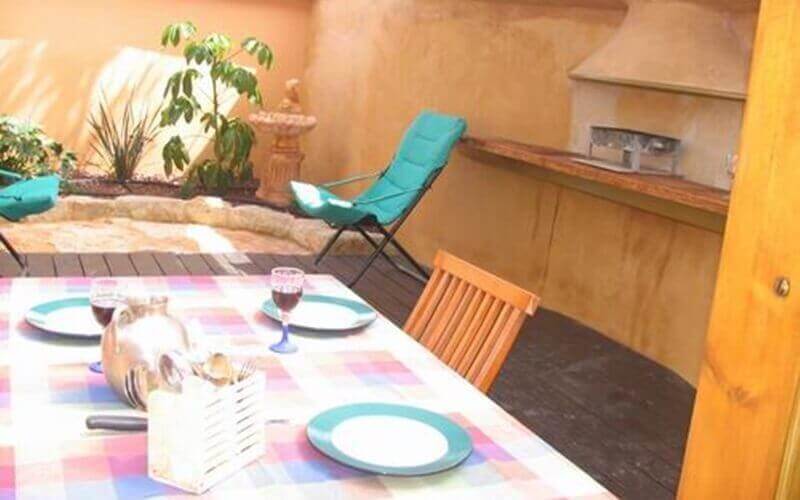 תמונה של הבקתה הכתומה - 3