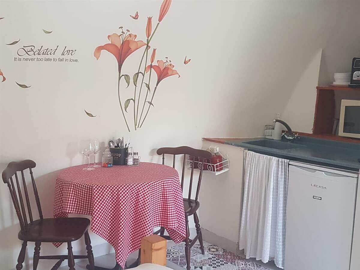 תמונה של הבקתה הסגולה - 2