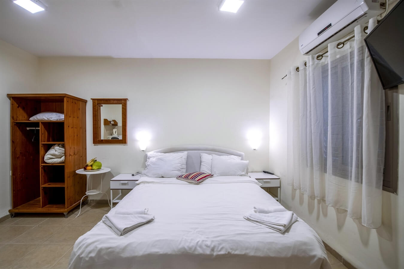 תמונה של גפן ודקל - 4