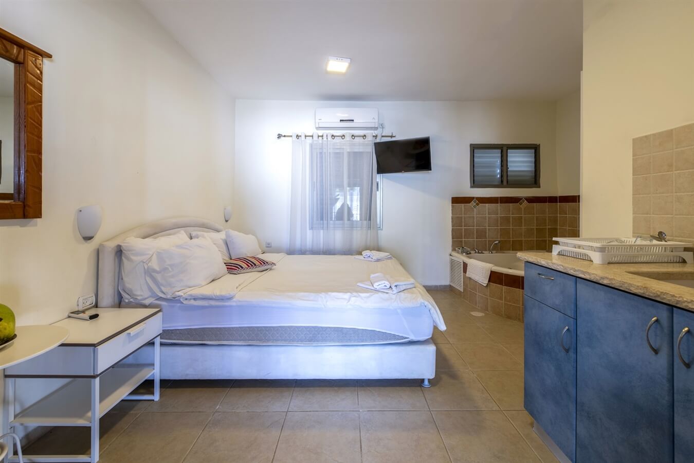 תמונה של גפן ודקל - 2