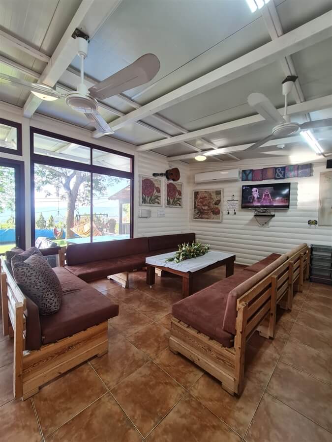 תמונה של חדר האוכל המקורה - 3