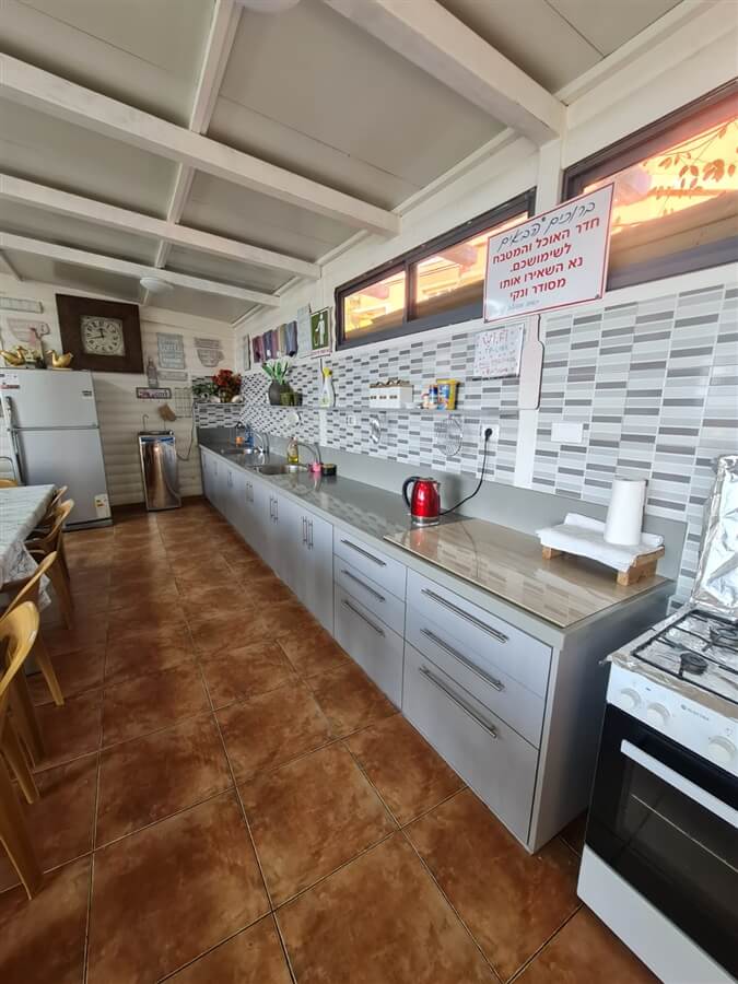 תמונה של חדר האוכל המקורה - 5