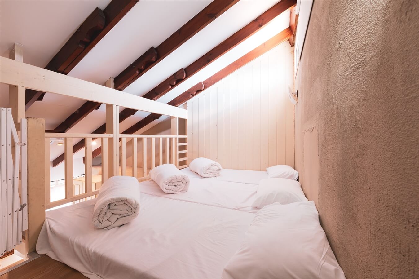 תמונה של סוויטה 3 - 9