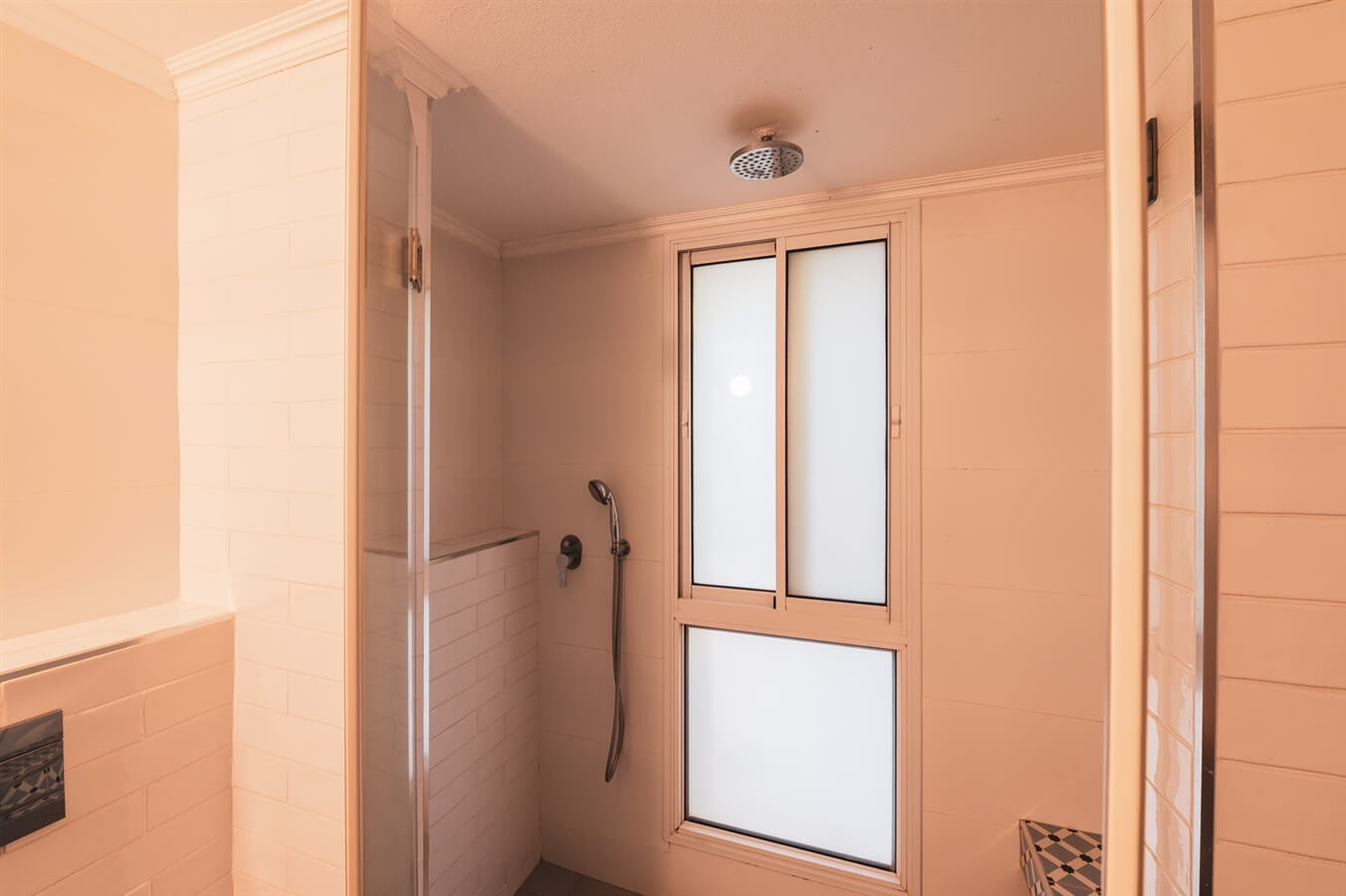 תמונה של סוויטה 4 - 6