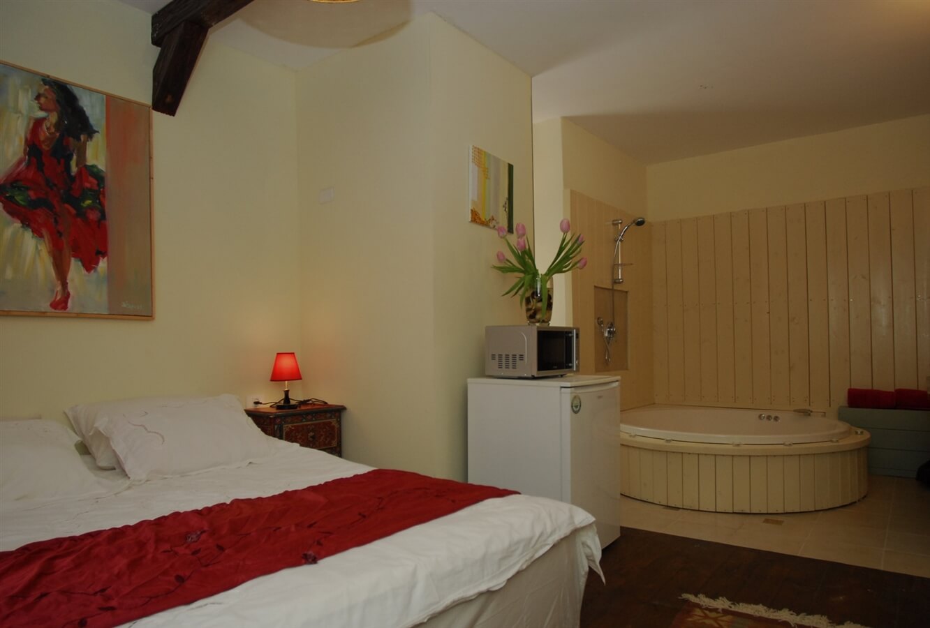 תמונה של סוויטה 1 - 3