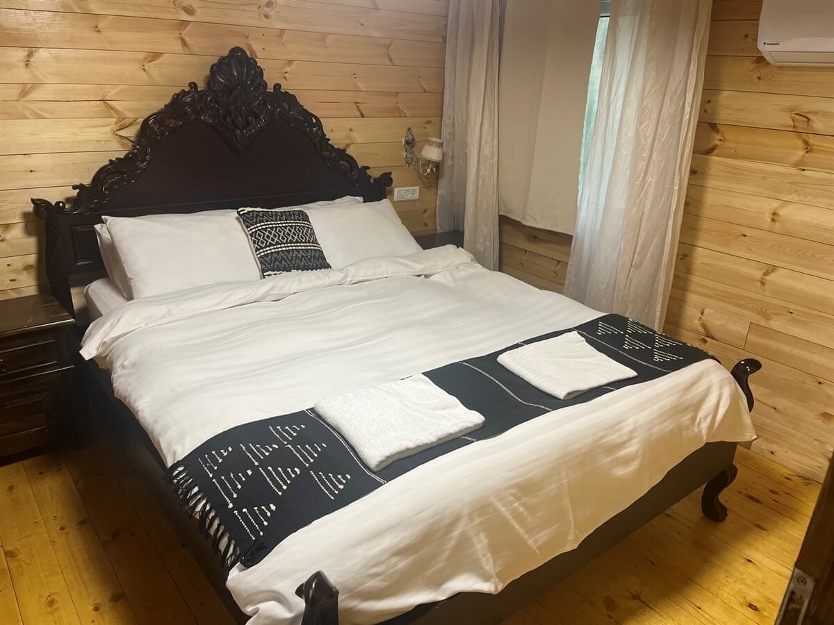 תמונה של הבית הצהוב - 3 תמונה של הבית הצהוב - 3