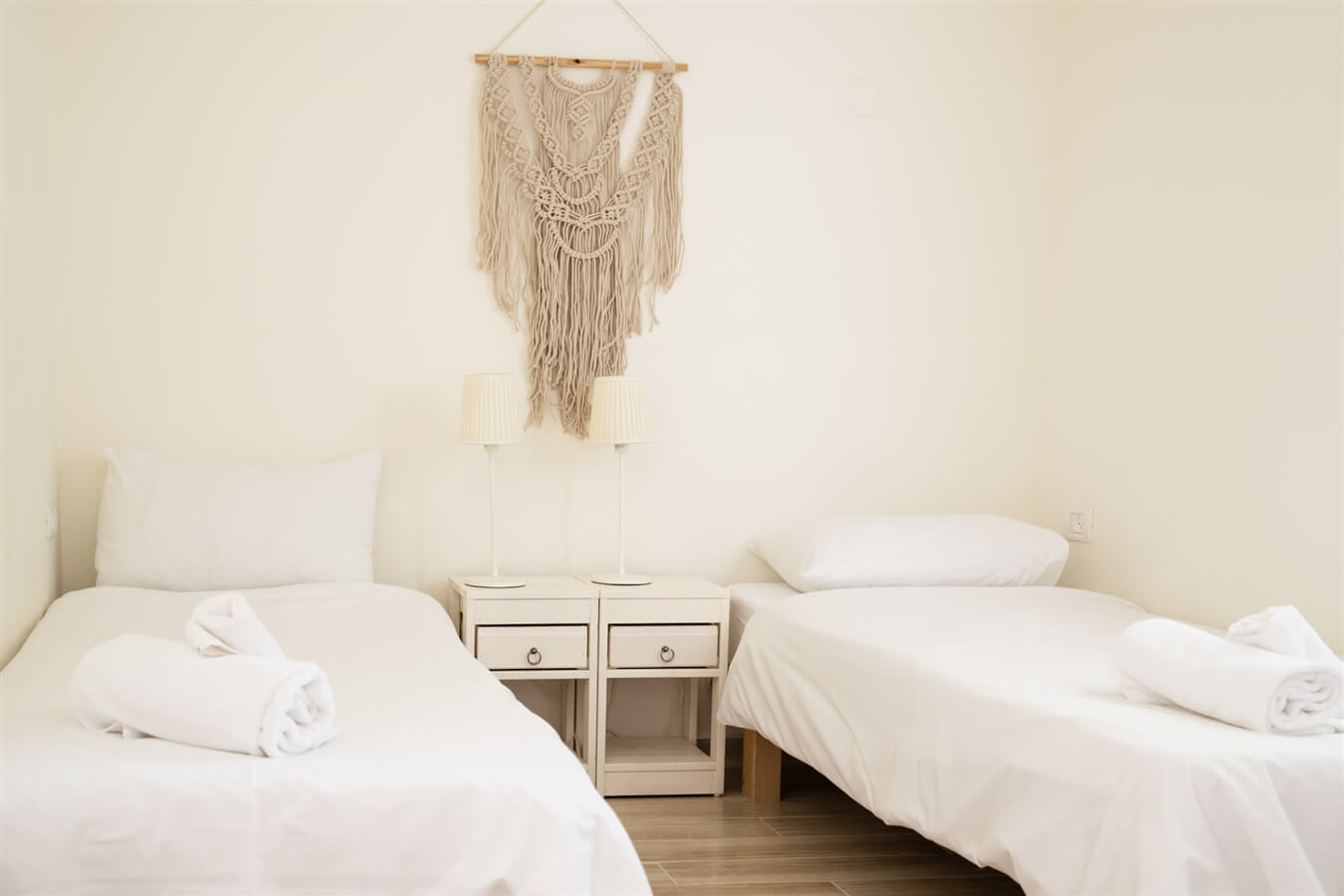 תמונה של אשבורן ונקרות - 10 תמונה של אשבורן ונקרות - 10