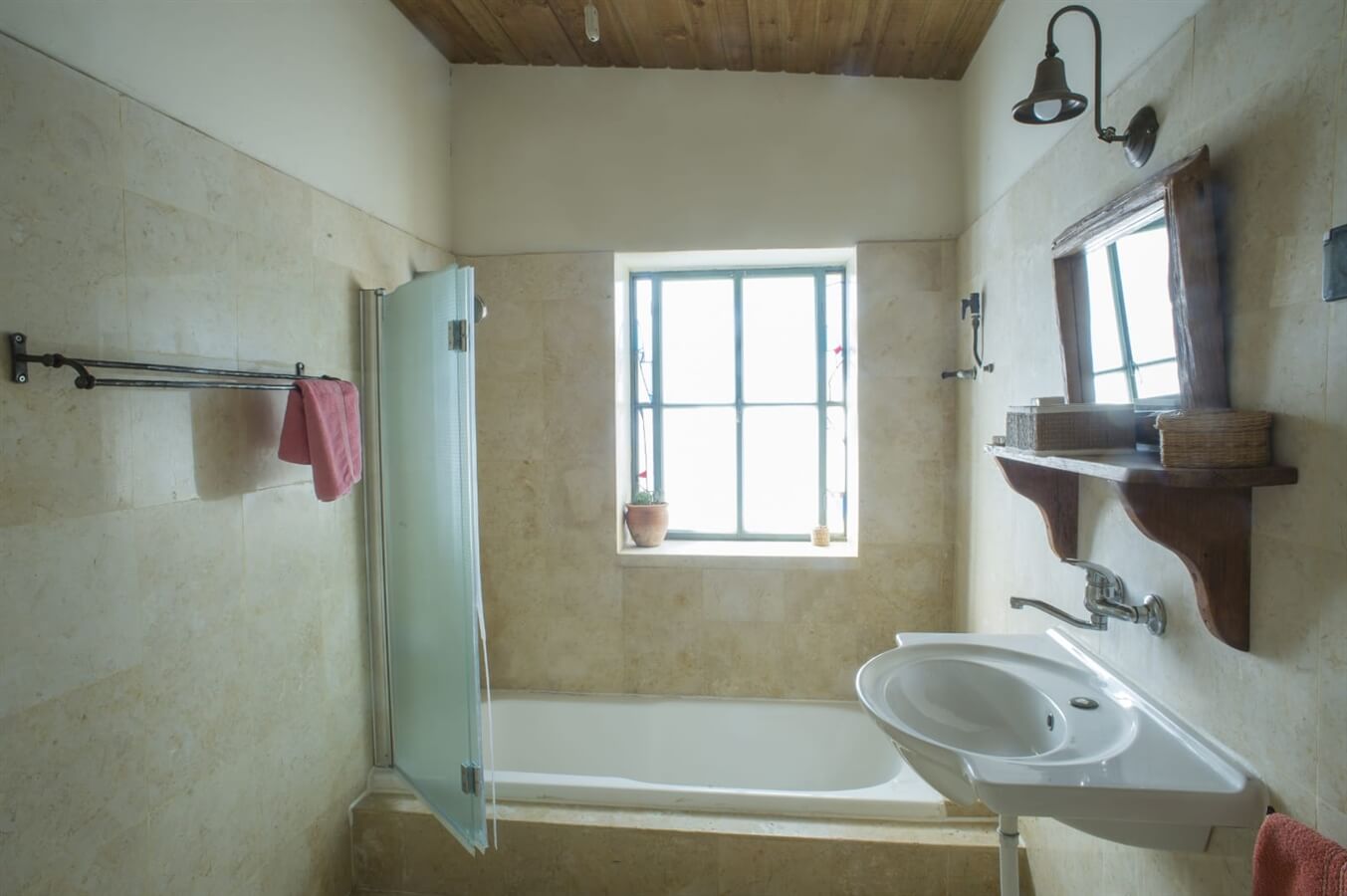 תמונה של יחידות האירוח - 4