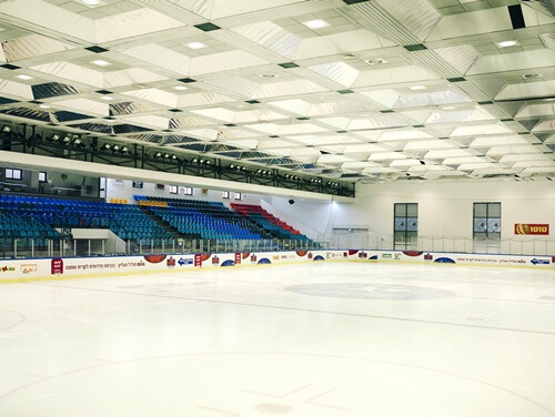 תמונה של החלקה על הקרח תמונה של החלקה על הקרח