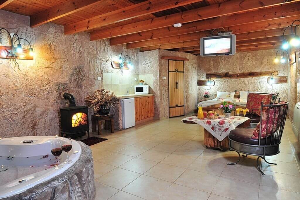 תמונה של בקתות אלון ושאולי - 3