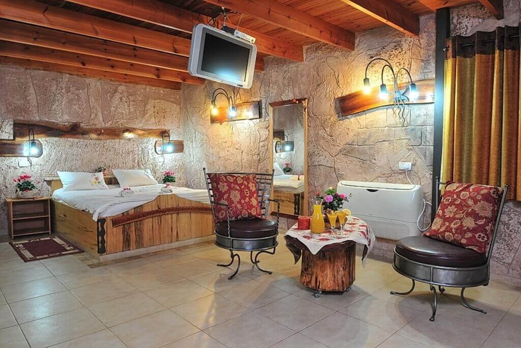 תמונה של בקתות אלון ושאולי - 2