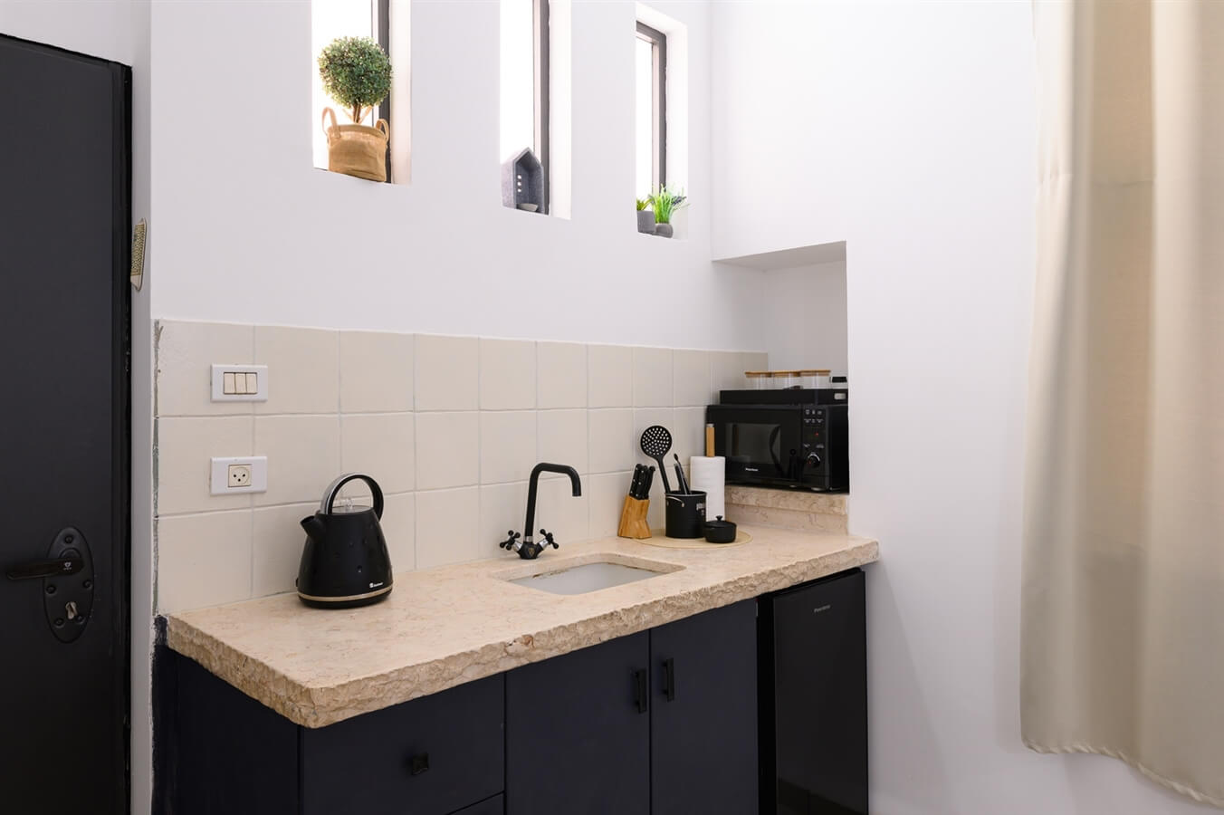 תמונה של בקתות האבן - 17