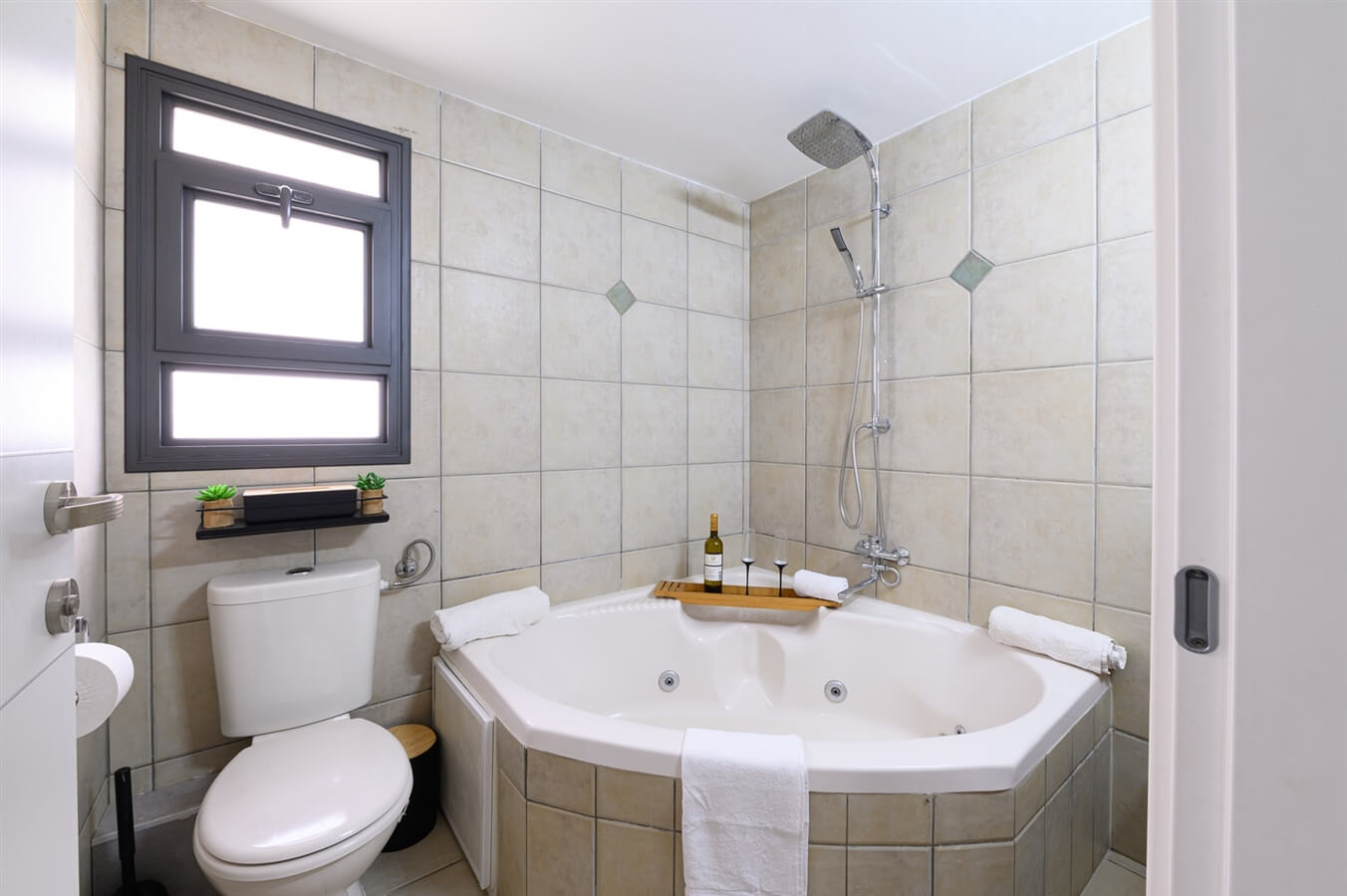 תמונה של בקתות האבן - 9