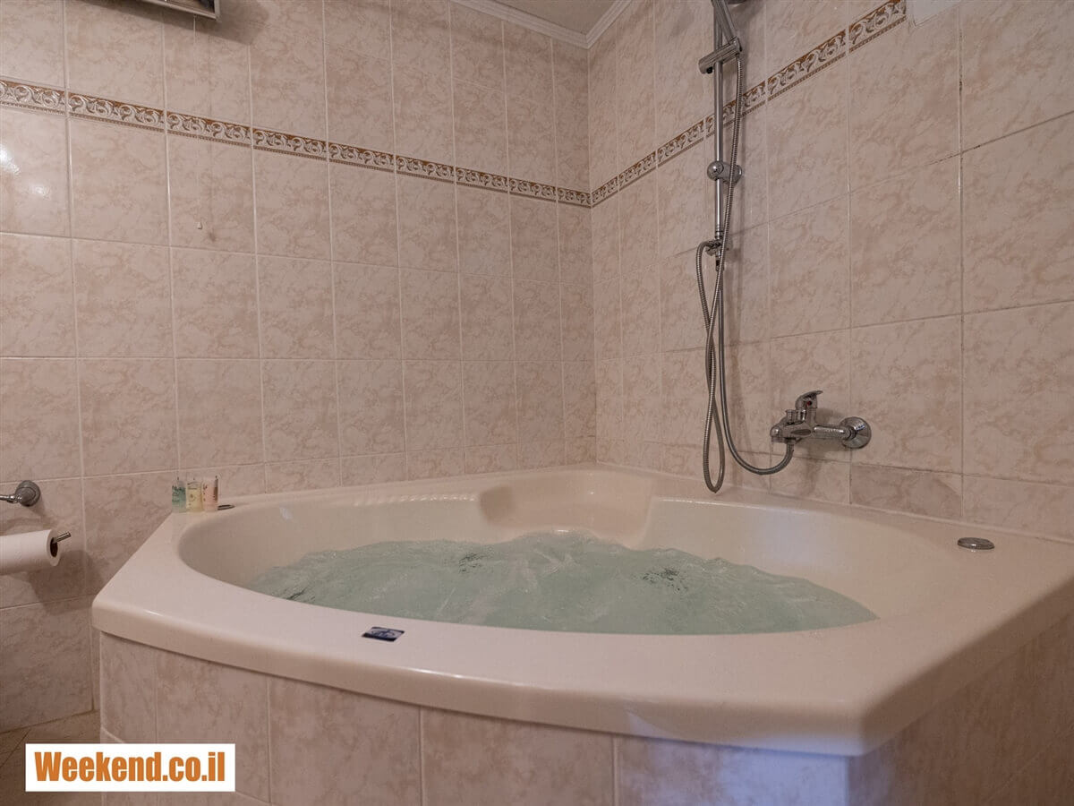 תמונה של דלוקס - 3