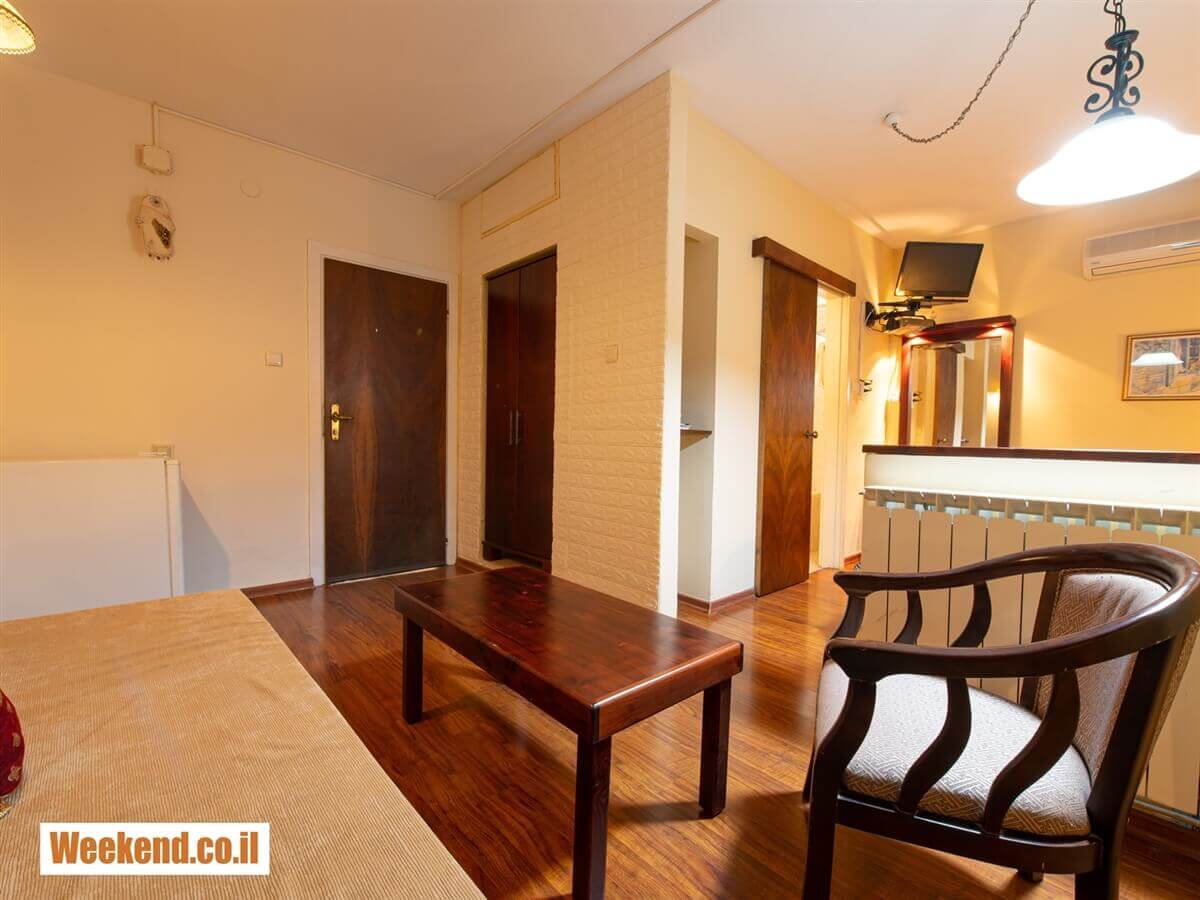 תמונה של דלוקס - 8