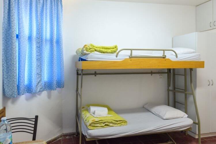 תמונה של אגף ישן - 4