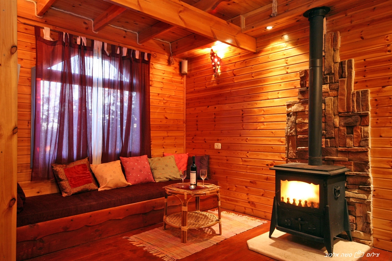 תמונה של בקתה בריבוע - 10