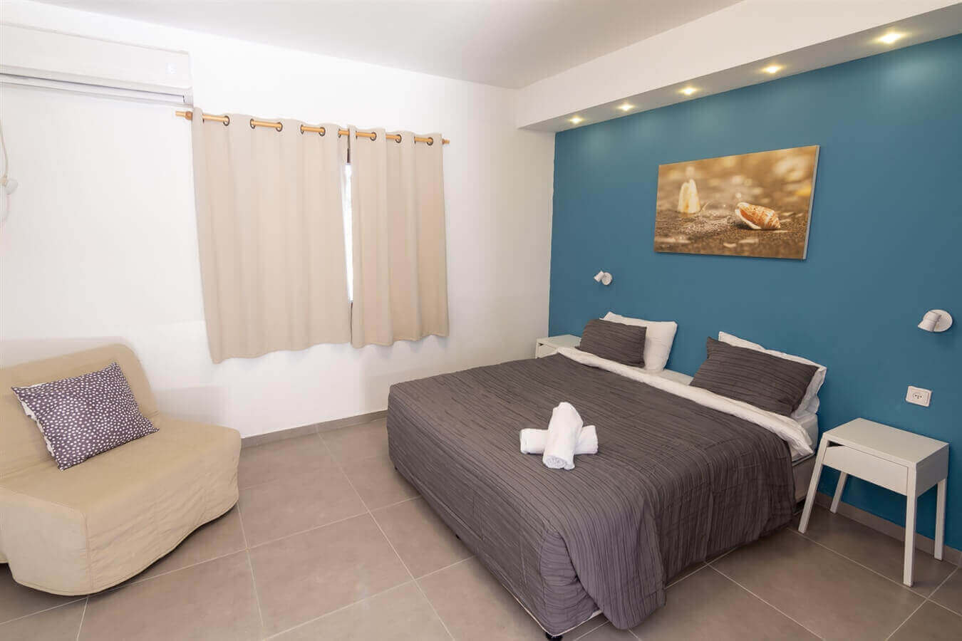 תמונה של הסטודיו המשפחתי - 1 תמונה של הסטודיו המשפחתי - 1