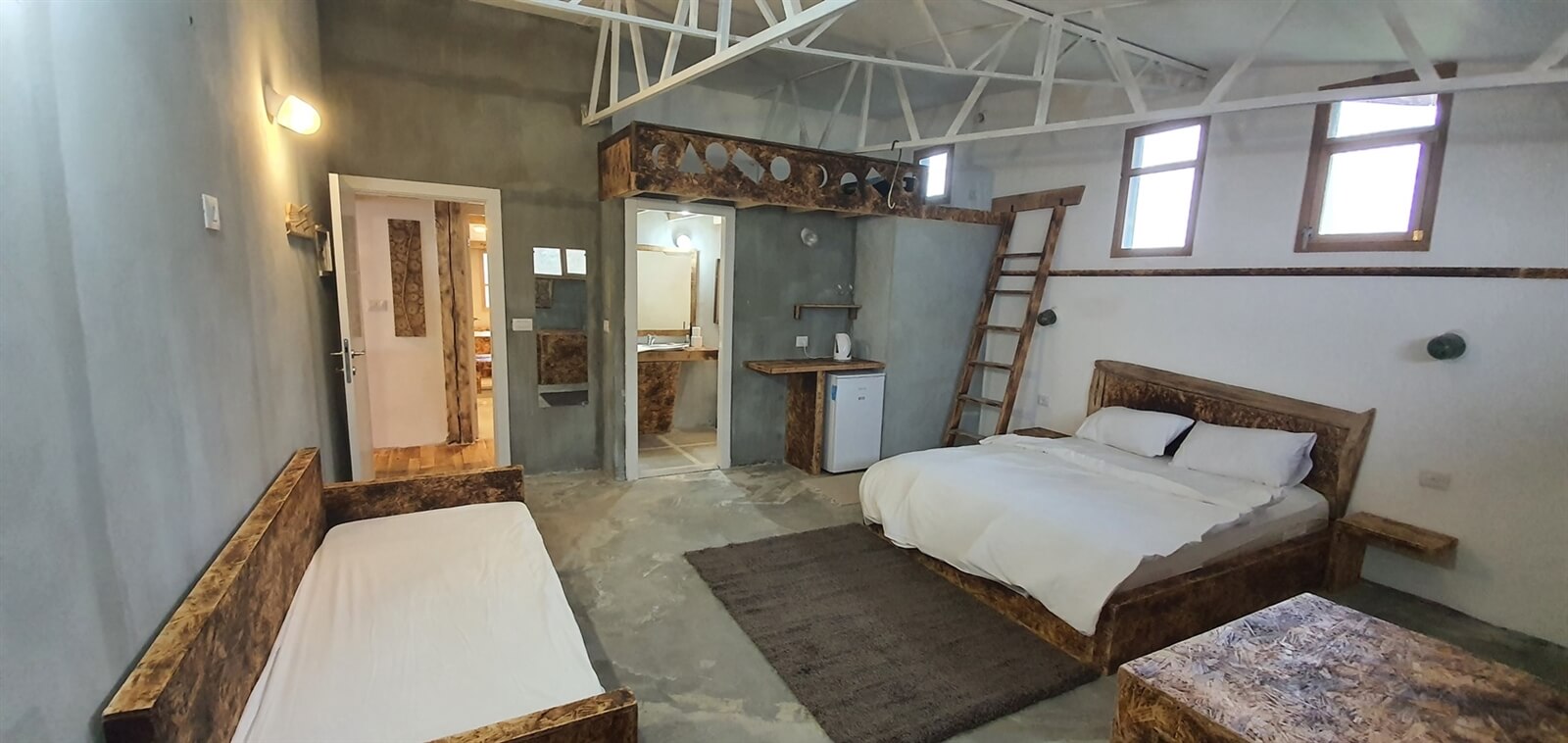 תמונה של עליונות - 2 תמונה של עליונות - 2