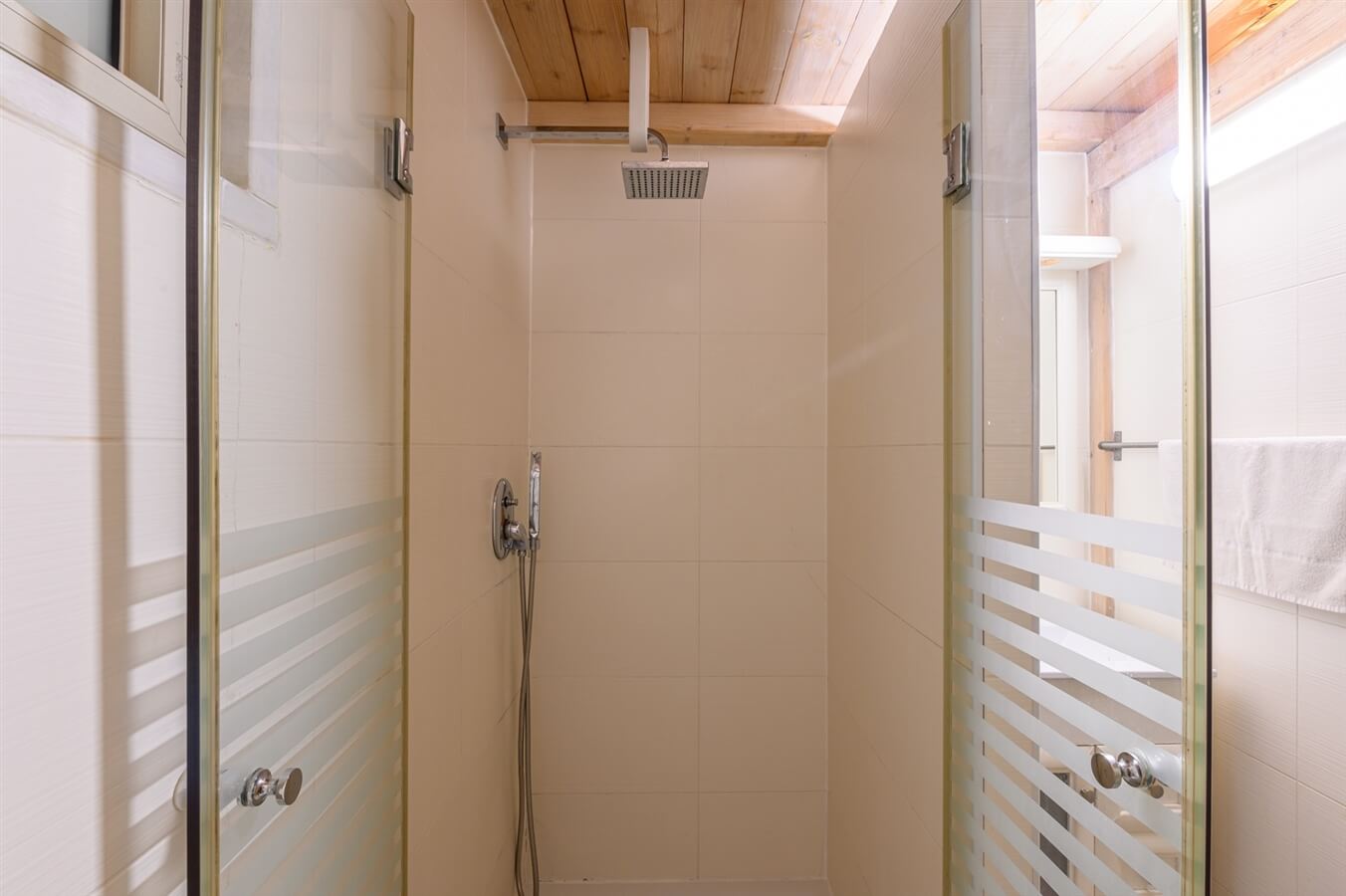 תמונה של מגה צימר 4 - 12 תמונה של מגה צימר 4 - 12