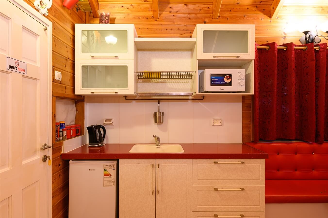 תמונה של מגה צימר 3 - 4 תמונה של מגה צימר 3 - 4