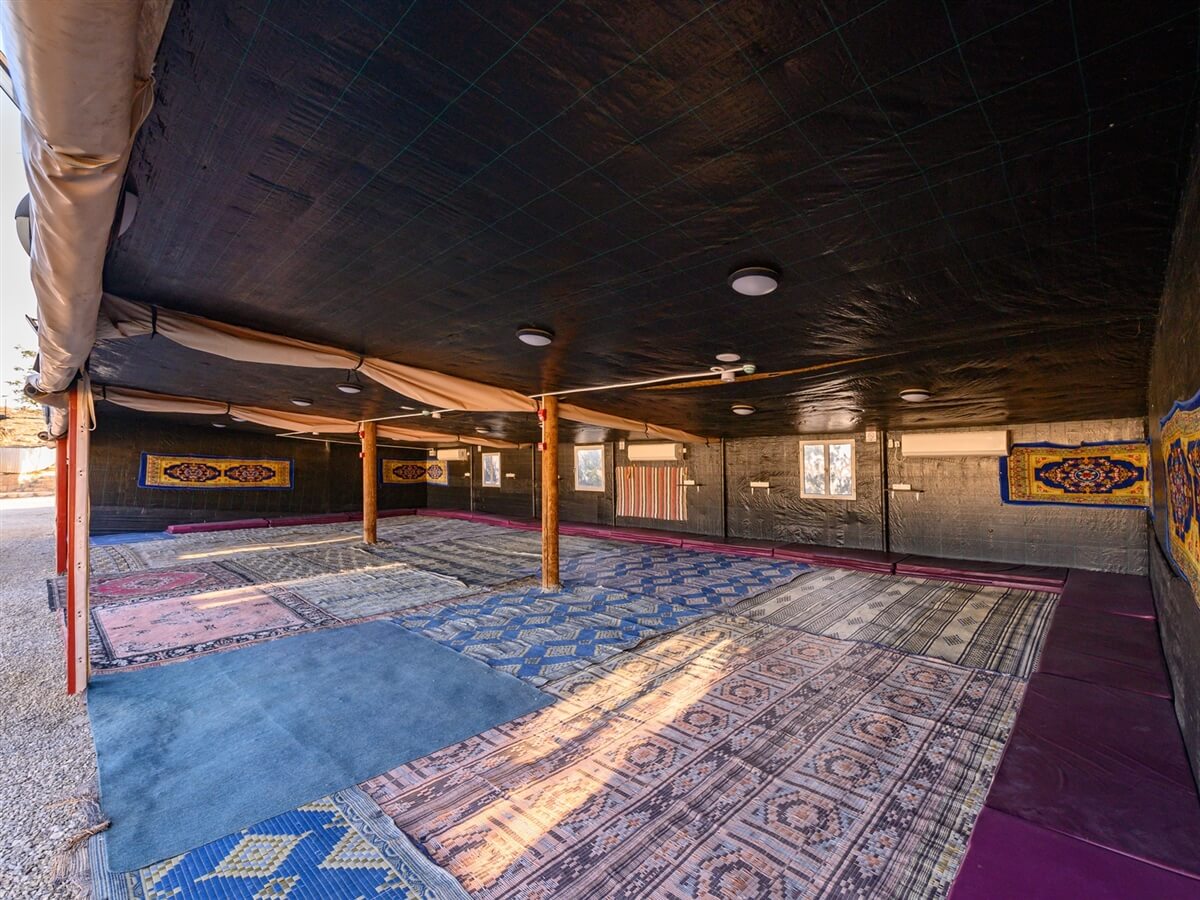 תמונה של אוהל אירוח - 9