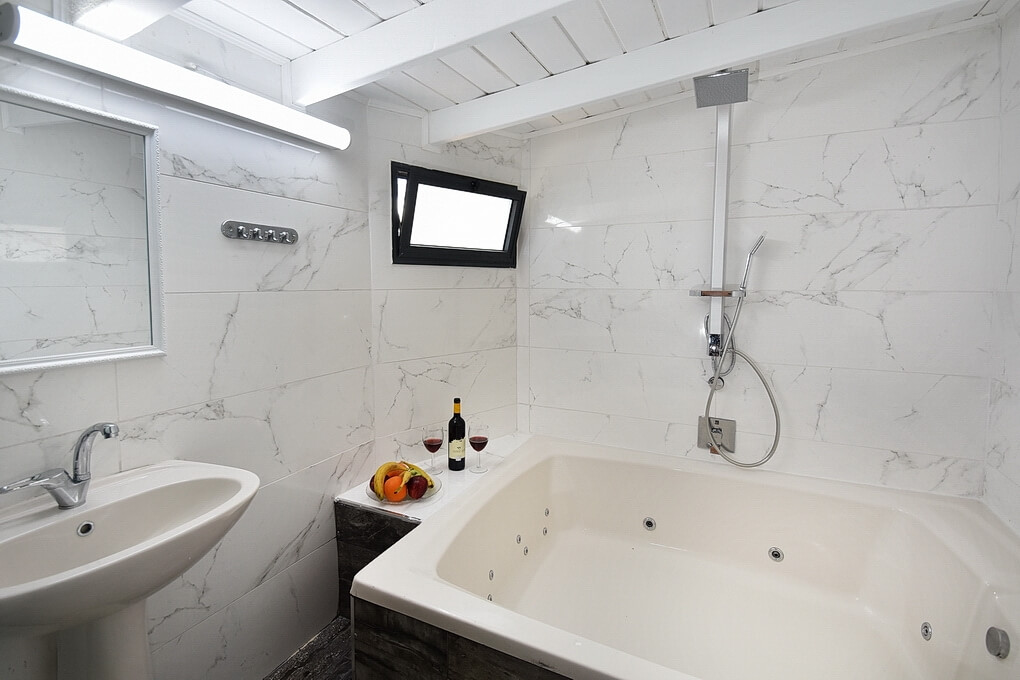 תמונה של סוויטה 4 - 4