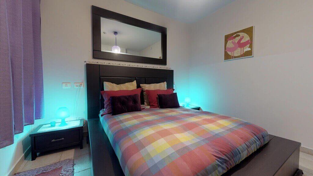 תמונה של הסוויטה הסגולה - 1 תמונה של הסוויטה הסגולה - 1