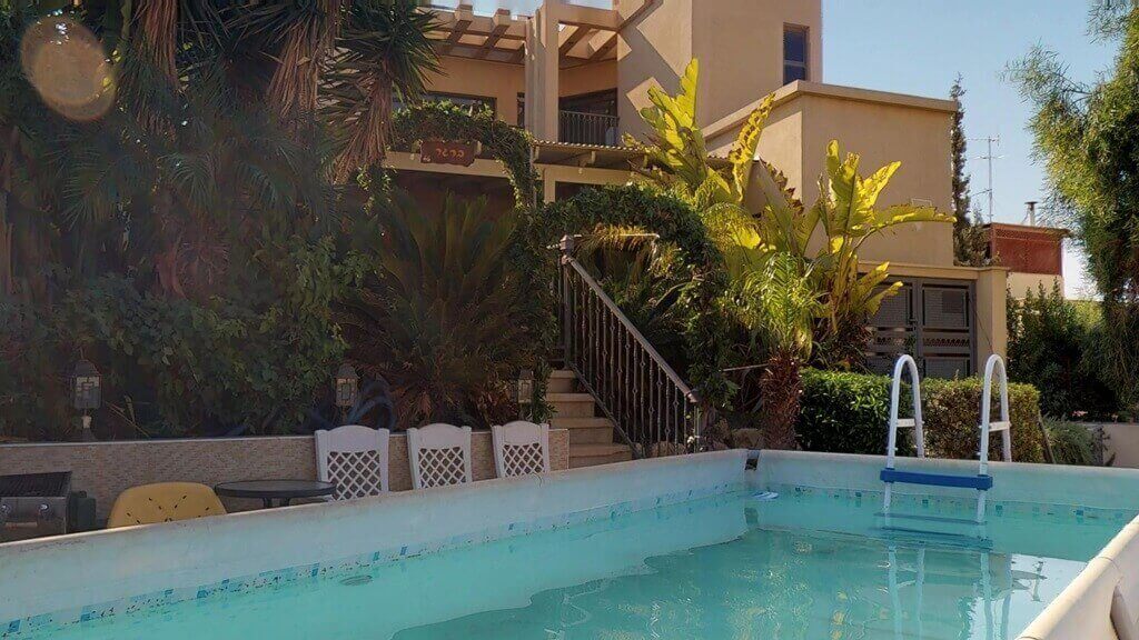 תמונה שצולמה בארבעה צימרים - 1 תמונה של ארבעה צימרים - 1