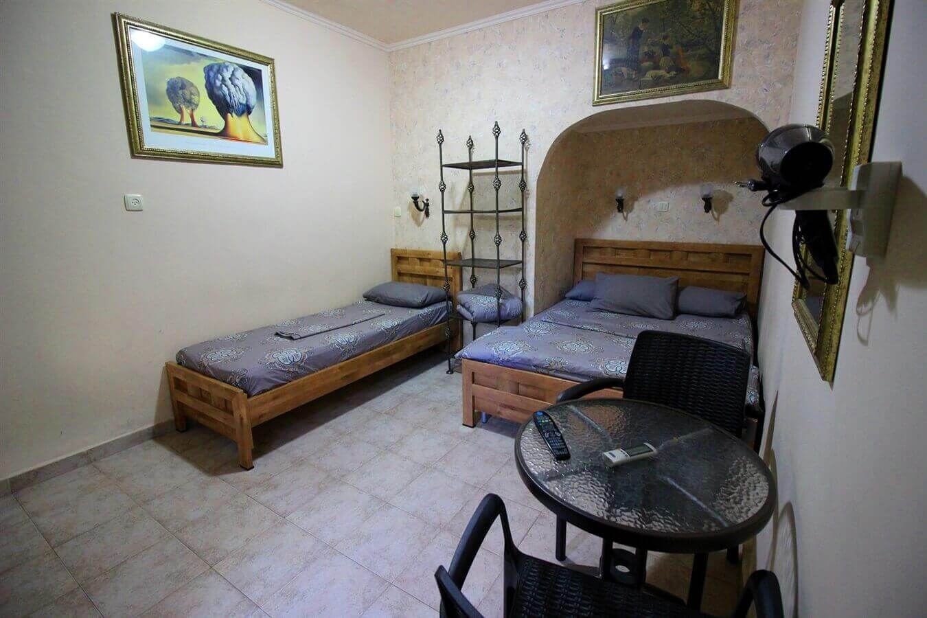 תמונה של חדר לשלושה - 3