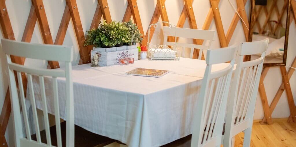 תמונה של יורט - יחידת אירוח מונגולית - 2 תמונה של יורט - יחידת אירוח מונגולית - 2