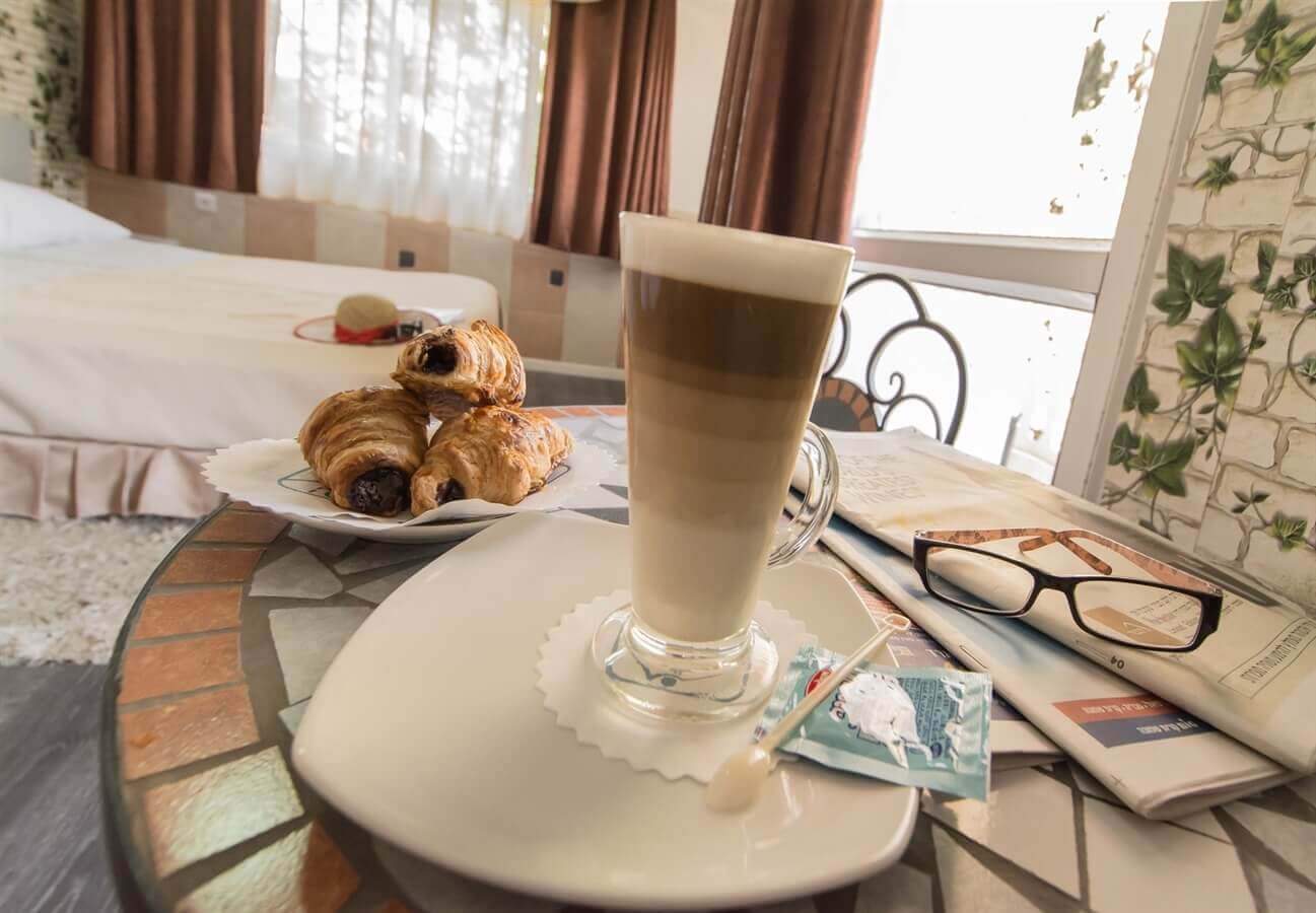 תמונה של משפחתי עם ג'קוזי ומרפסת - 2