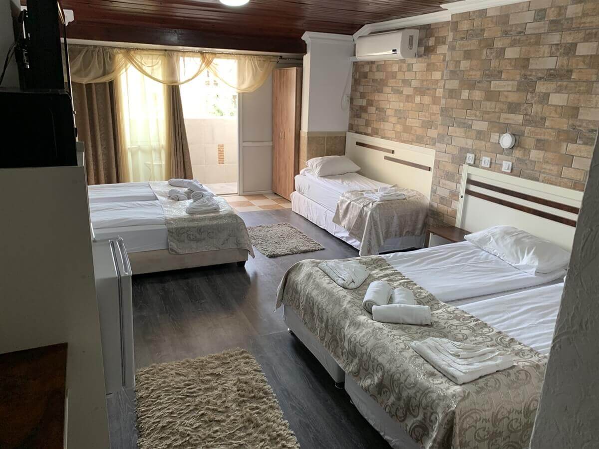 תמונה של משפחתי עם ג'קוזי ומרפסת - 6