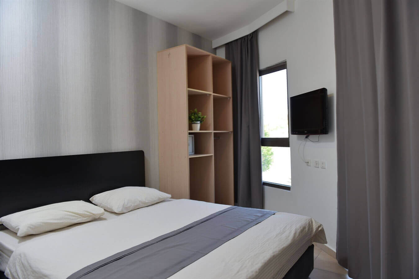 תמונה של חדר משפחתי - 1 תמונה של חדר משפחתי - 1