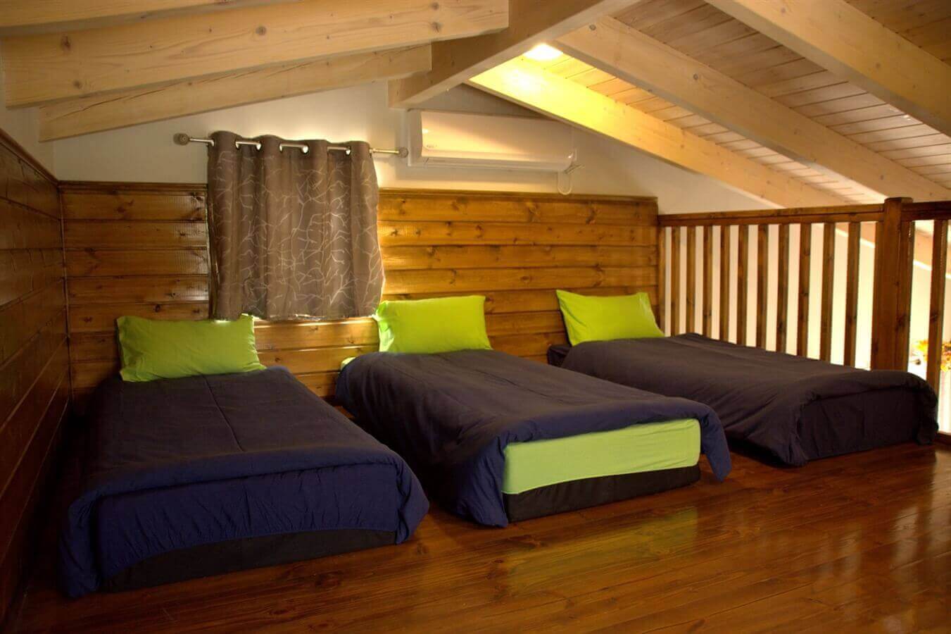 תמונה של בקתות עץ 3-4 - 8