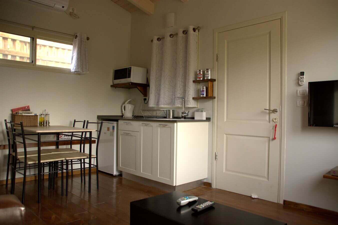 תמונה של בקתות עץ 3-4 - 9