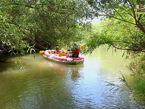 תמונה של שייט קייקים ורפטינג