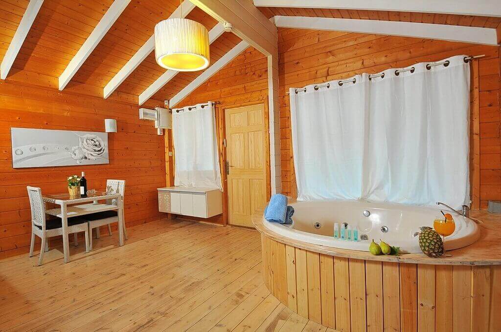 תמונה של בקתות עדי ועידן - 2