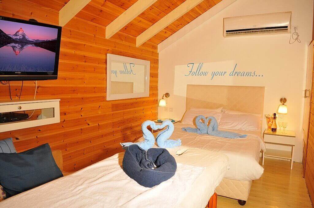 תמונה של בקתות עדי ועידן - 3