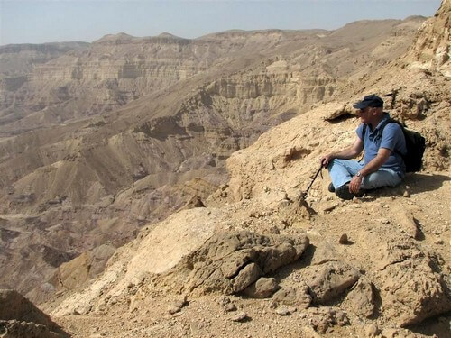 תמונה של קצת על צביקי