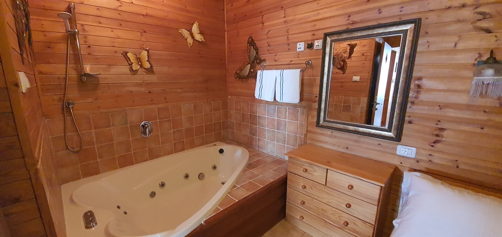 תמונה של בקתת פיסטוק - 2