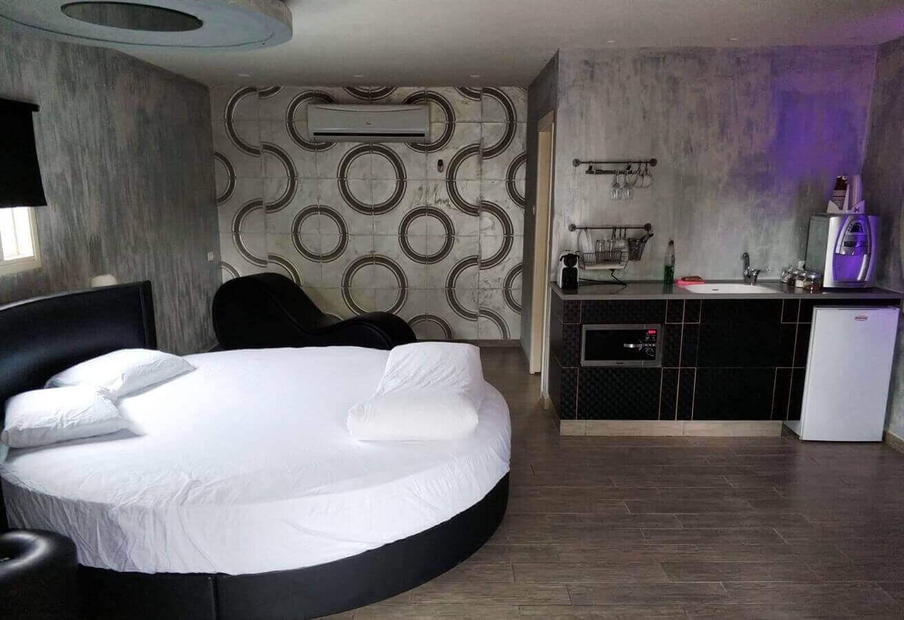 תמונה של הסוויטה השחורה - 3