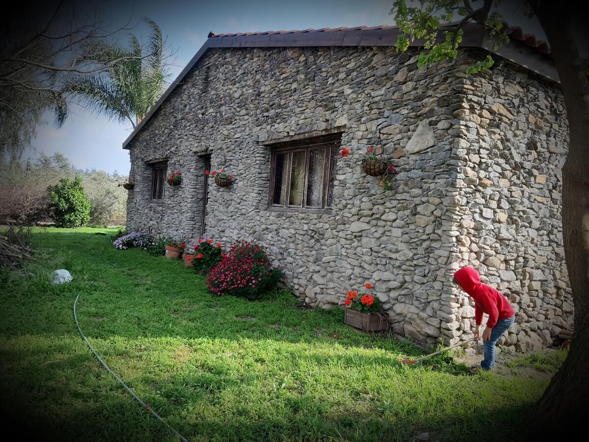 תמונה של Stylish farm house - 2 תמונה של Stylish farm house - 2