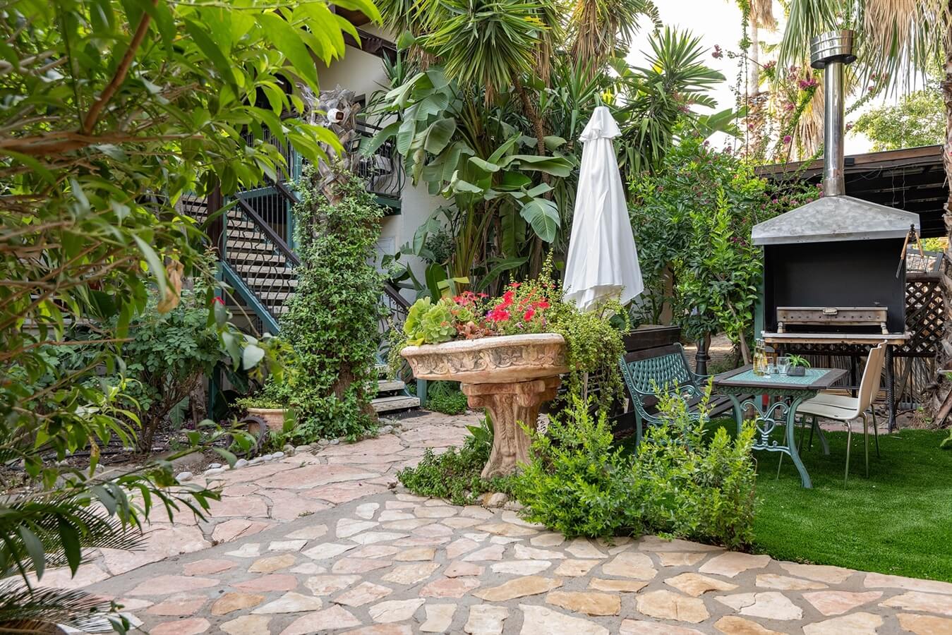 תמונה של כליל החורש - 11