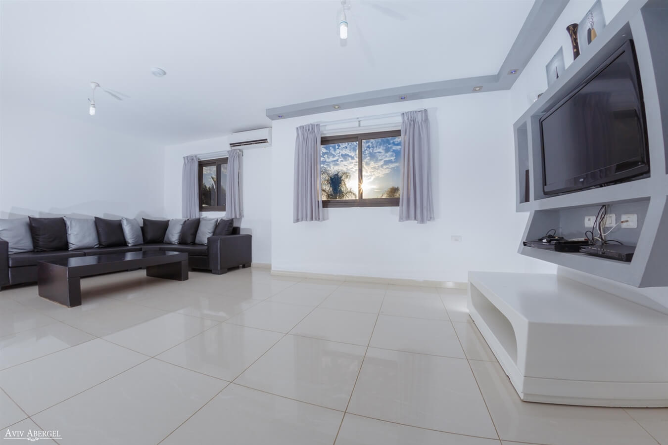 תמונה של סוויטה 3 - 6