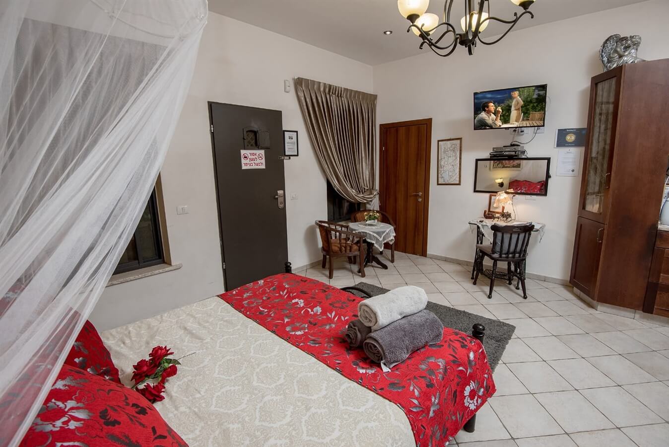 תמונה של סוויטה 2 - 4