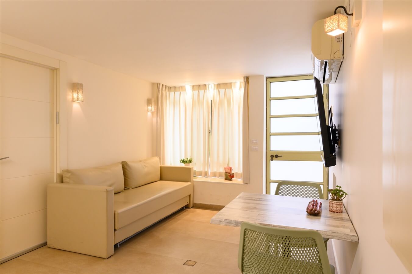 תמונה של סוויטת חלמונית - 4