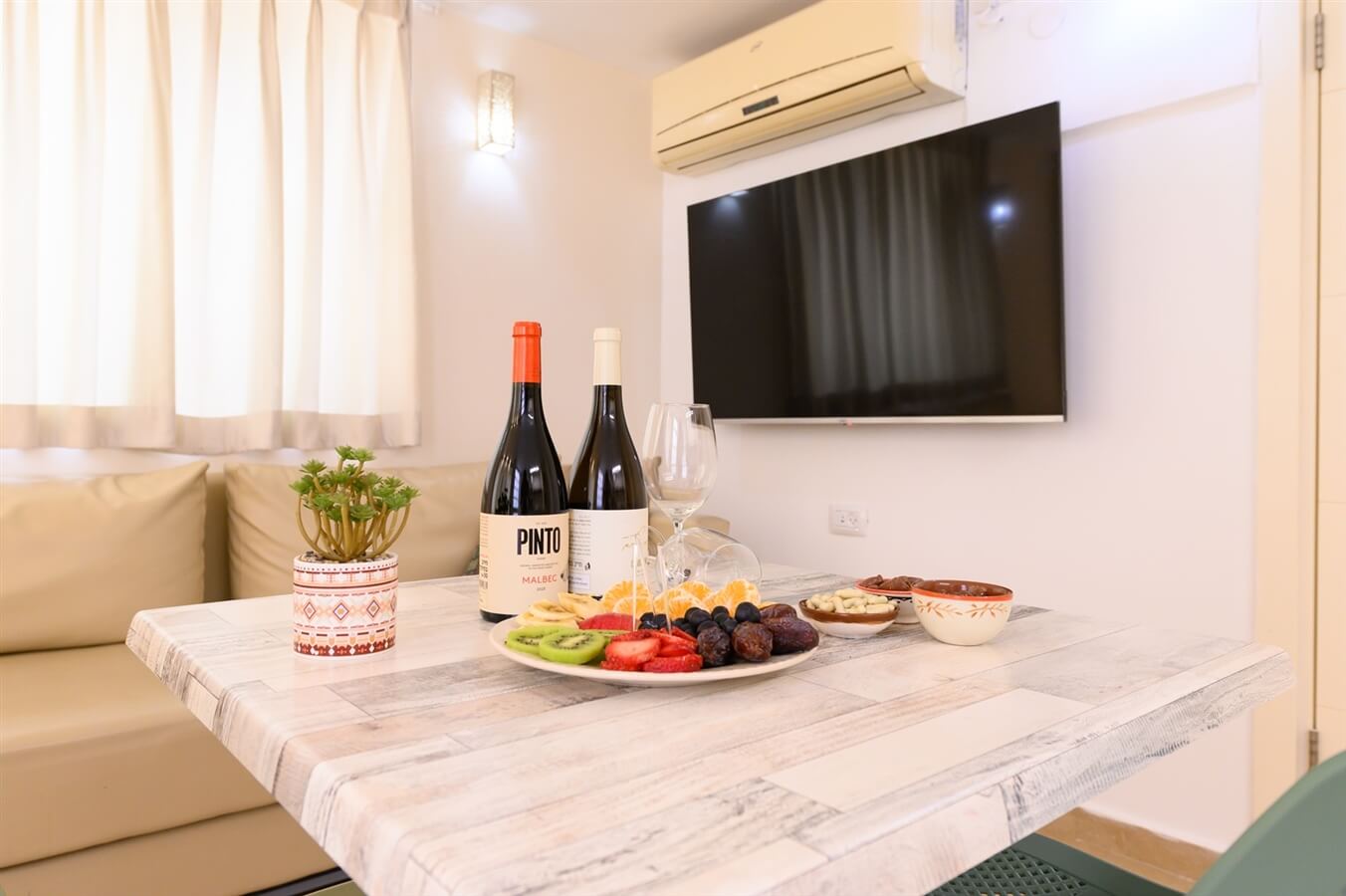 תמונה של סוויטת אירוס - 10